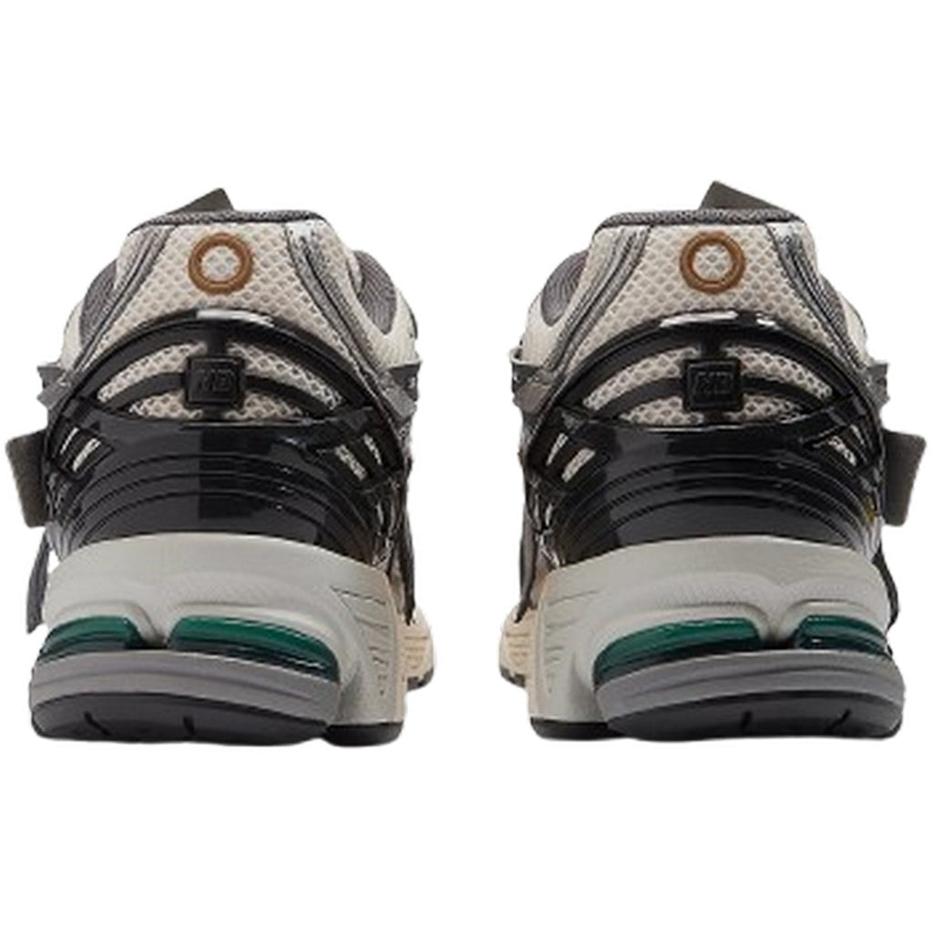 Sneaker Unisex New Balance - Scarpa Lifestyle - Argento